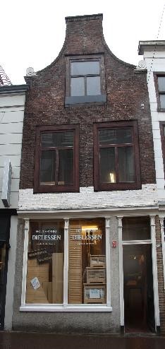 Vriesestraat 38 situatie vóór restauratie