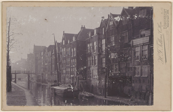 Voorstraat 441-451 ansichtkaart 1890-1899