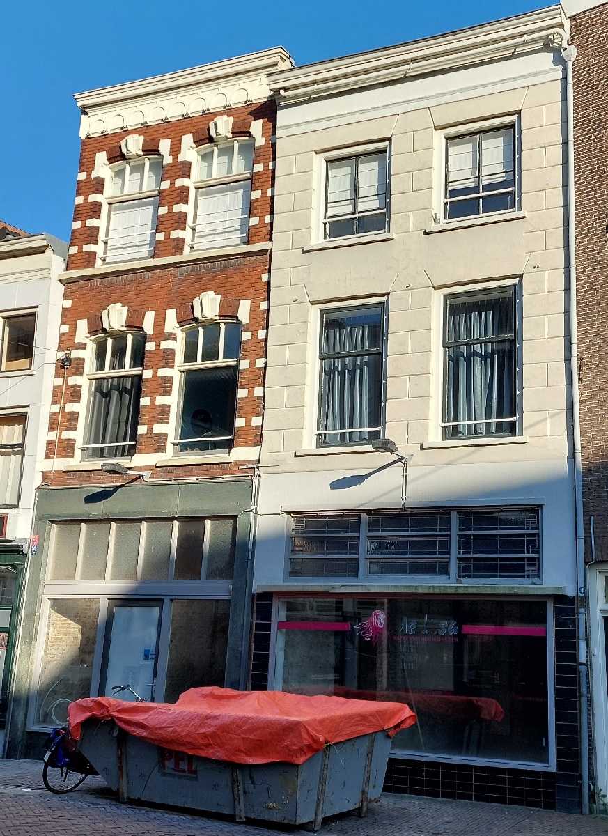 Voorstraat_210-212_vóór_de_renovatie
